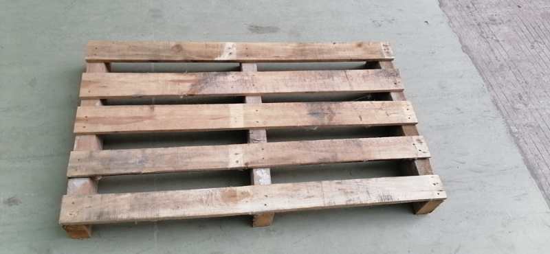 托架、卡板 (1)